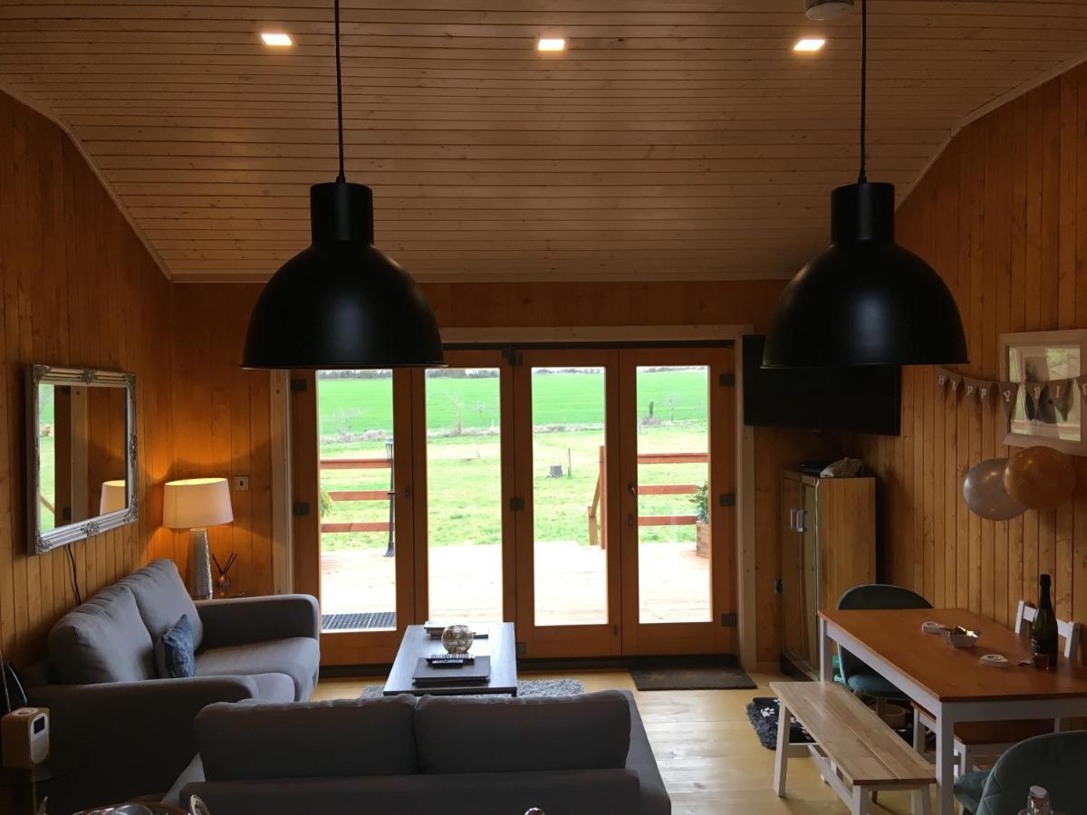 The Orchard Bramble Lodge Hadleigh  ภายนอก รูปภาพ